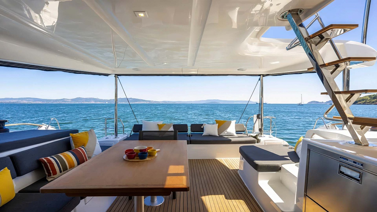 Аренда катамарана Lagoon 43 Cloud Dancer 2 на Пхукете